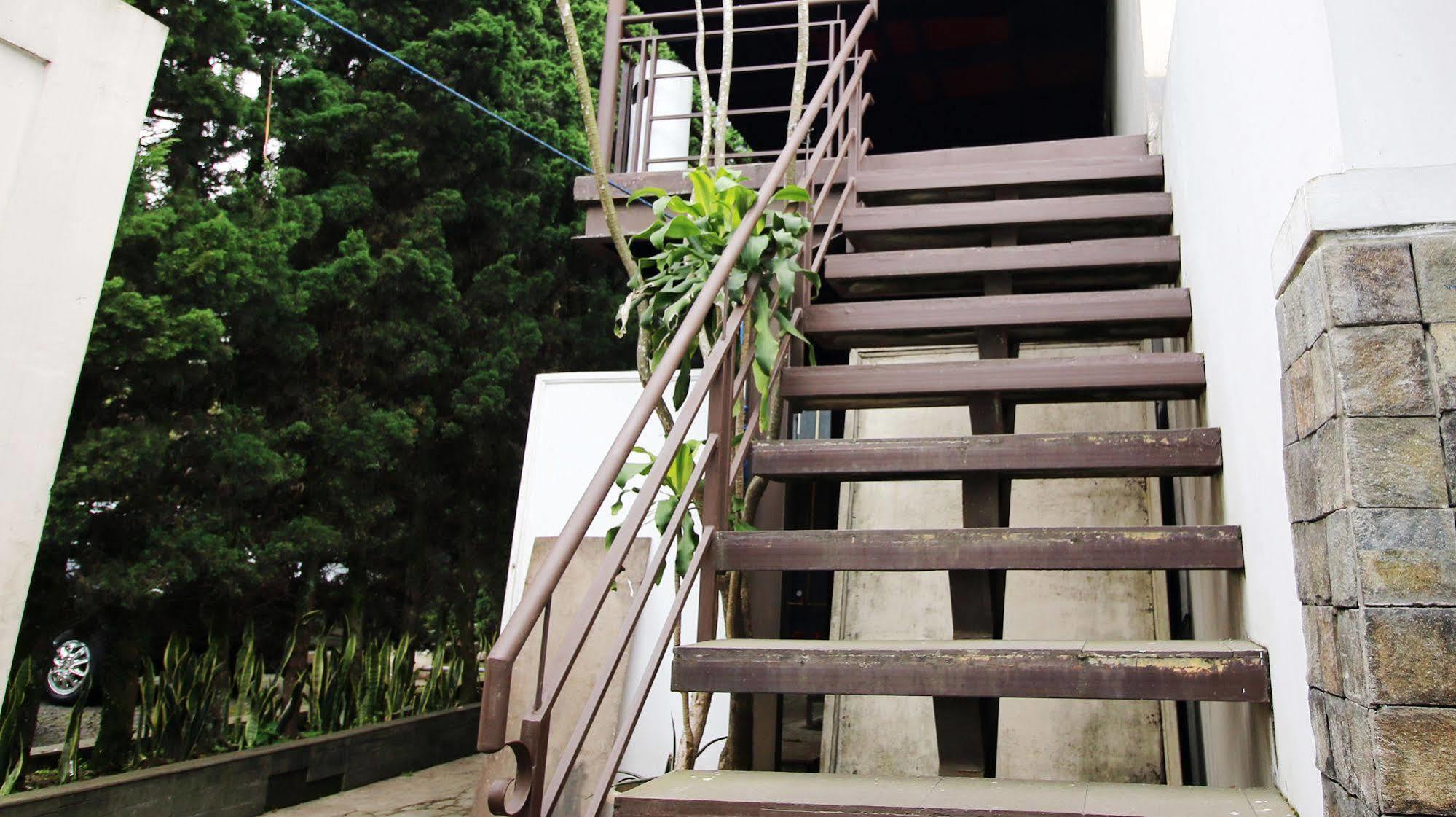 Zen Rooms Grand Hotel Lembang Eksteriør bilde