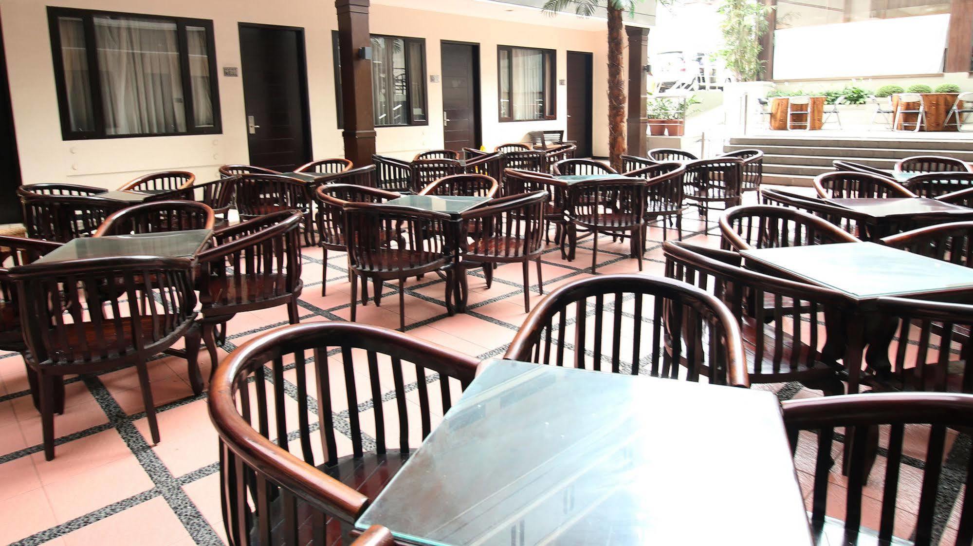 Zen Rooms Grand Hotel Lembang Eksteriør bilde