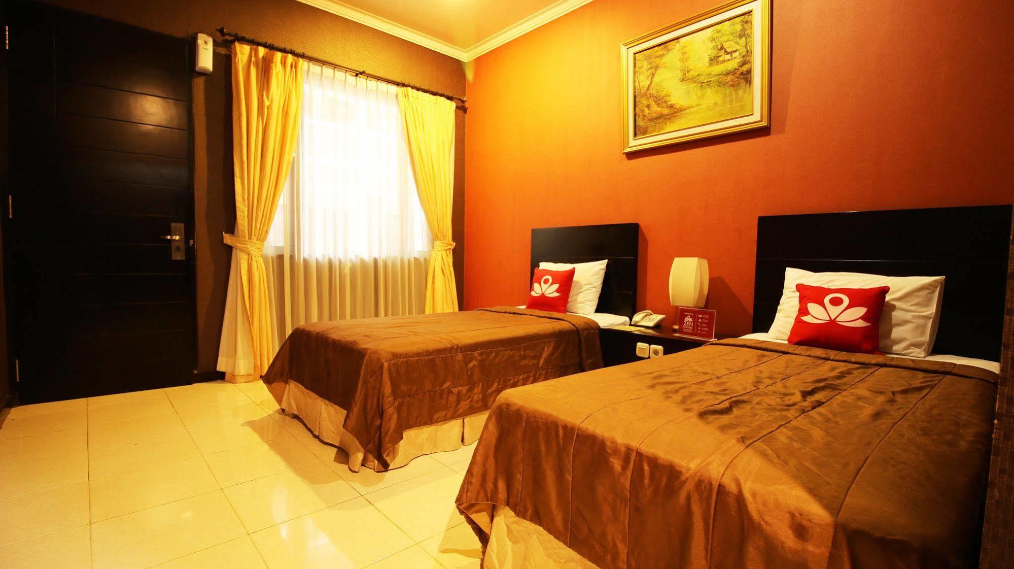 Zen Rooms Grand Hotel Lembang Eksteriør bilde